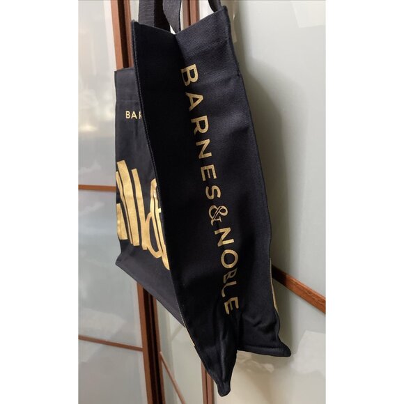 Barnes & Noble Premium Tote Re Wrap Collab Black & Gold Shoulder Book Bag NWOT - Picture 4 of 9
